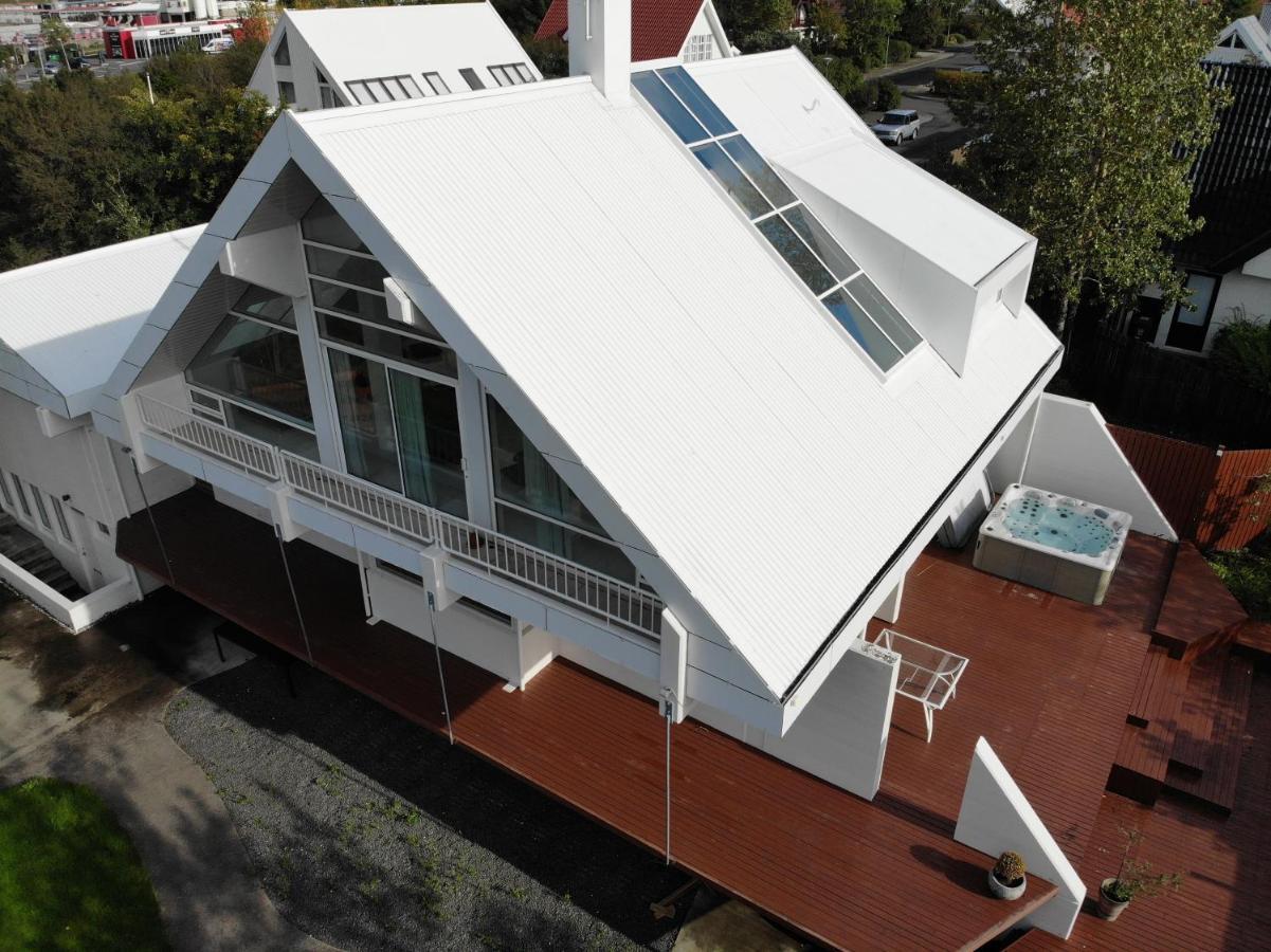 Big Villa Centrally Located In Reykjavík Exteriör bild